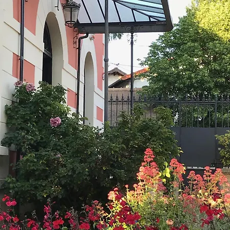 Le Clos De La Pomponnette Couette-café *