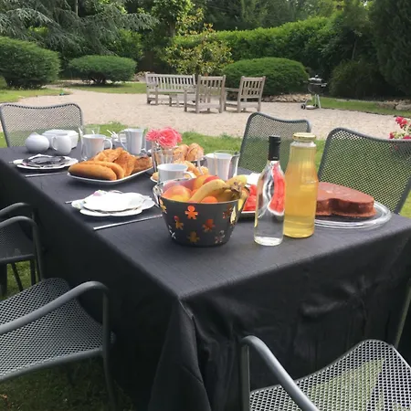 Bed & Breakfast Le Clos De La Pomponnette