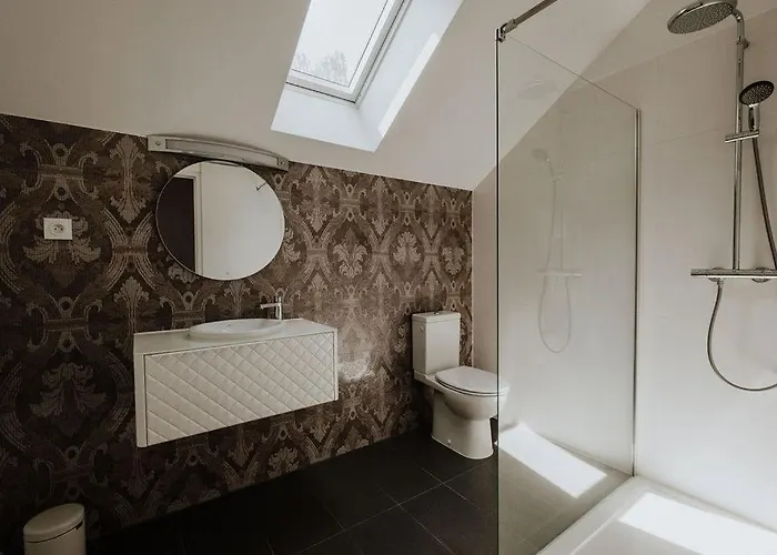 Le Clos De La Pomponnette Bed & Breakfast