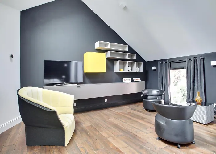 Le Clos De La Pomponnette 4*