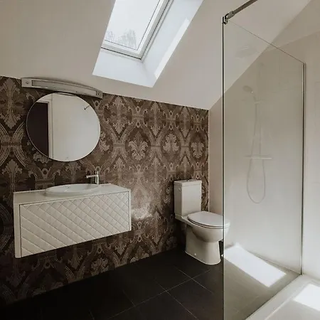 Le Clos De La Pomponnette Bed & Breakfast