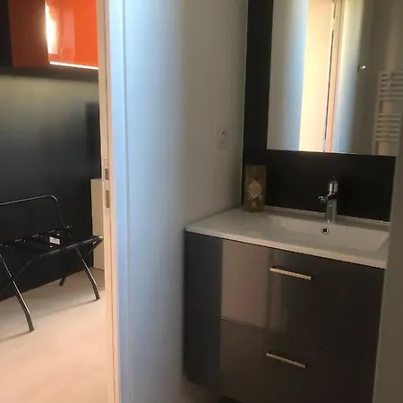 Le Clos De La Pomponnette 4*