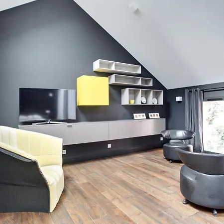 Le Clos De La Pomponnette 4*